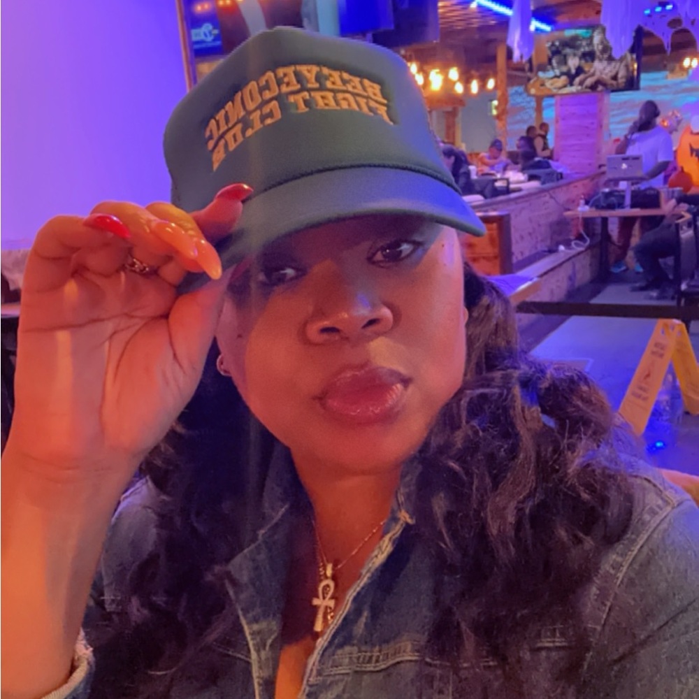 Meet your Posher, Brigette